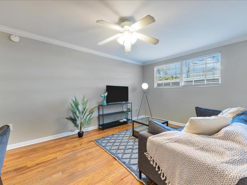 Designed And Cozy 1Br With Parking Near Stores Apartman Tampa Kültér fotó