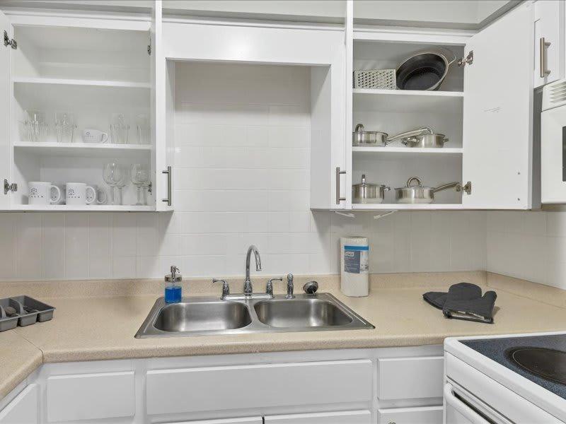 Designed And Cozy 1Br With Parking Near Stores Apartman Tampa Kültér fotó